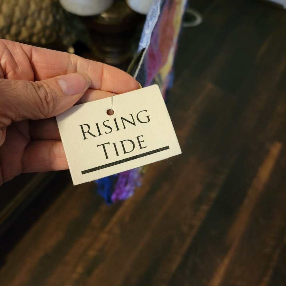 NWT Rising Tide Scarf - Picture 3 of 4